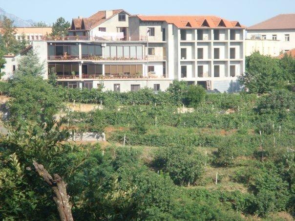 Hotel Vila Bruci Burrel المظهر الخارجي الصورة